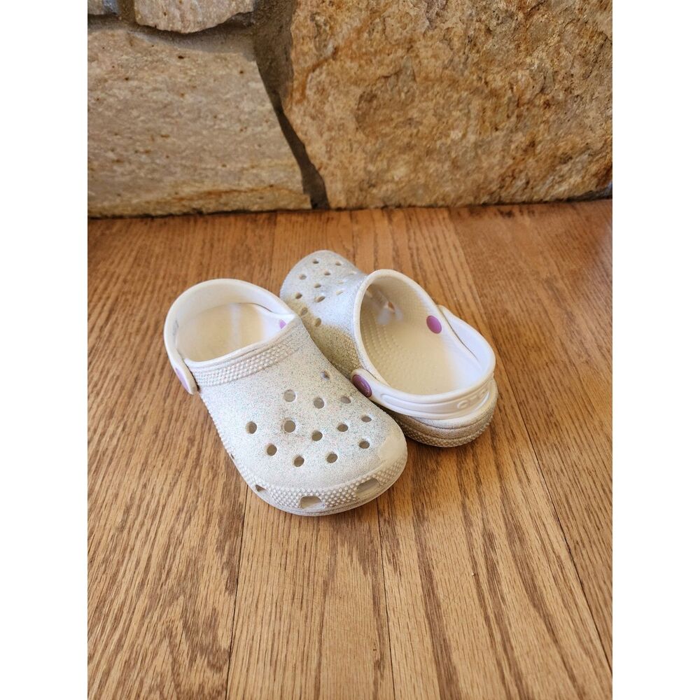 Crocs Kids 11 Classic Glitter Clog Oyster FAIR/Play *Please Read*